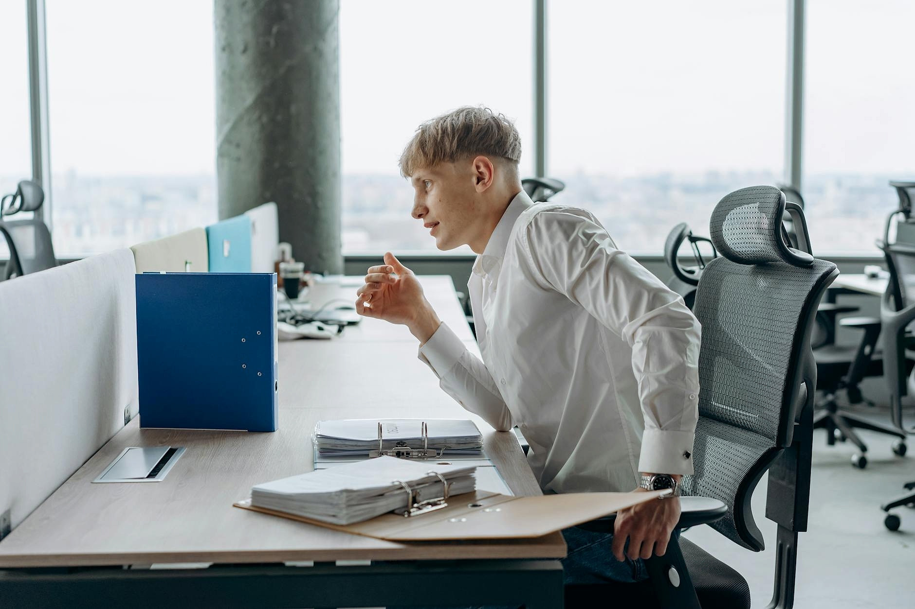Office worker posture assessment session